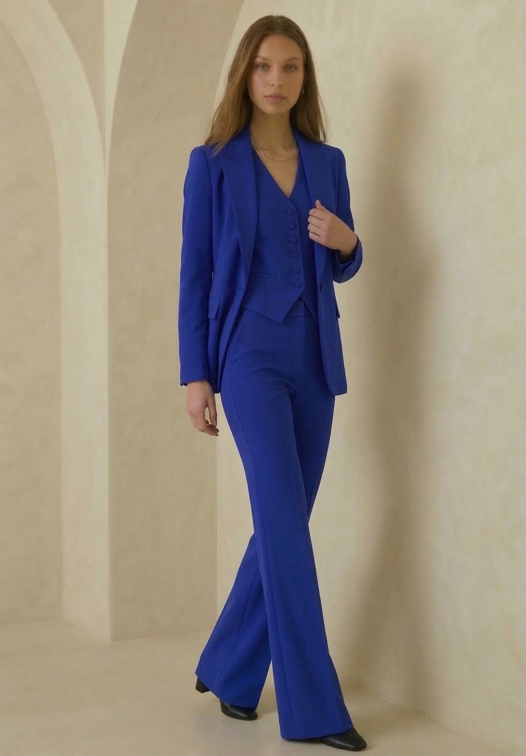 DELTA VEST & MIRA JACKET & CALVA TROUSERS SET